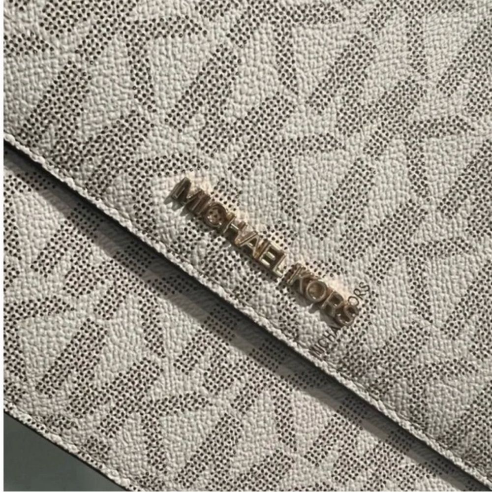 Michael Kors White and Brown Crossbody Bag - Picture 4 of 4